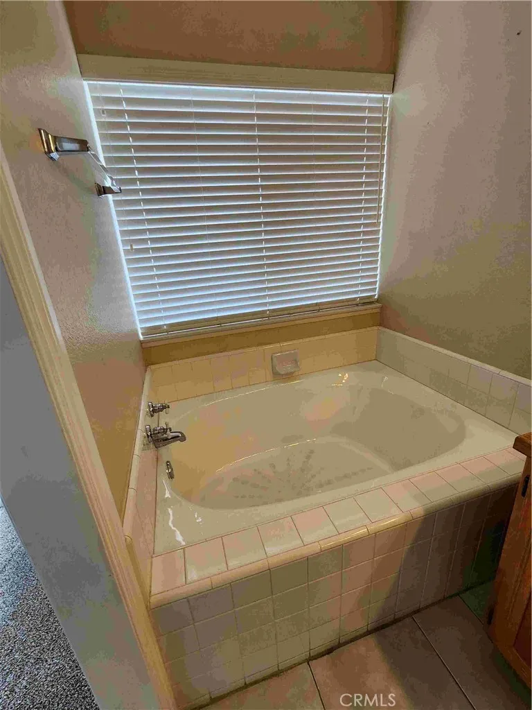 856 Harrow, Hemet, California 92545 home-pic-24