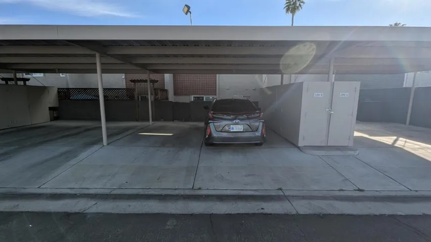 PXL_20260214_230056995