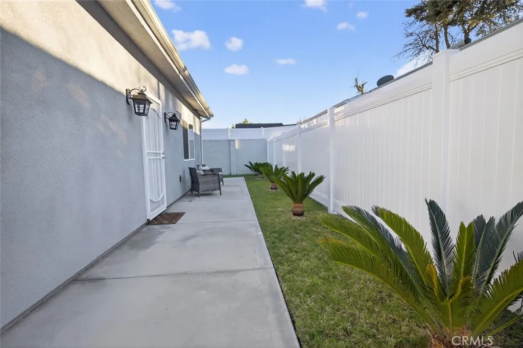 6644 Atoll Avenue, North Hollywood, California 91606 home-pic-28