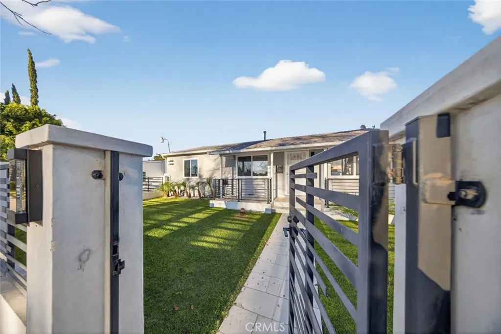 6644 Atoll Avenue, North Hollywood, California 91606 home-pic-3