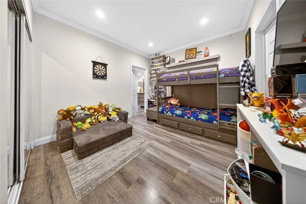 6644 Atoll Avenue, North Hollywood, California 91606 home-pic-47