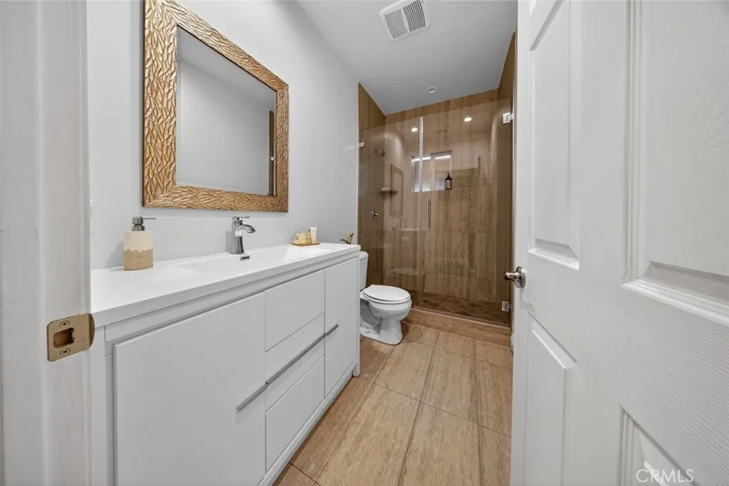 6644 Atoll Avenue, North Hollywood, California 91606 home-pic-45