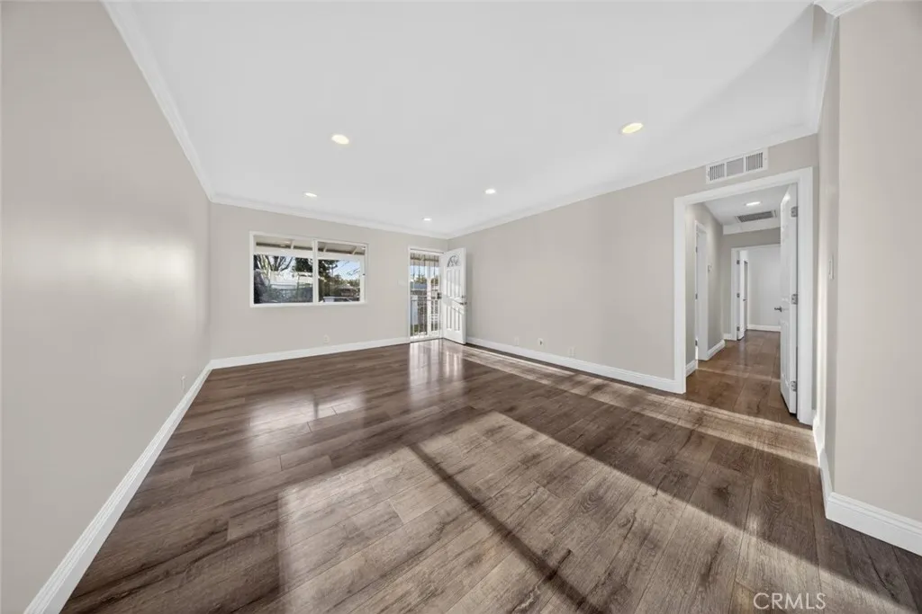 6644 Atoll Avenue, North Hollywood, California 91606 home-pic-15