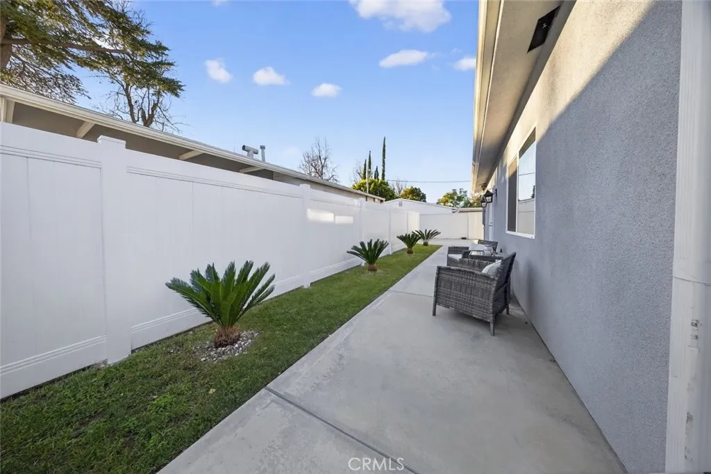 6644 Atoll Avenue, North Hollywood, California 91606 home-pic-30