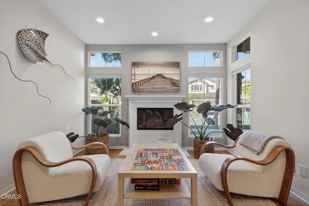 4320 Waterside Lane, Oxnard, California 93035 home-pic-7