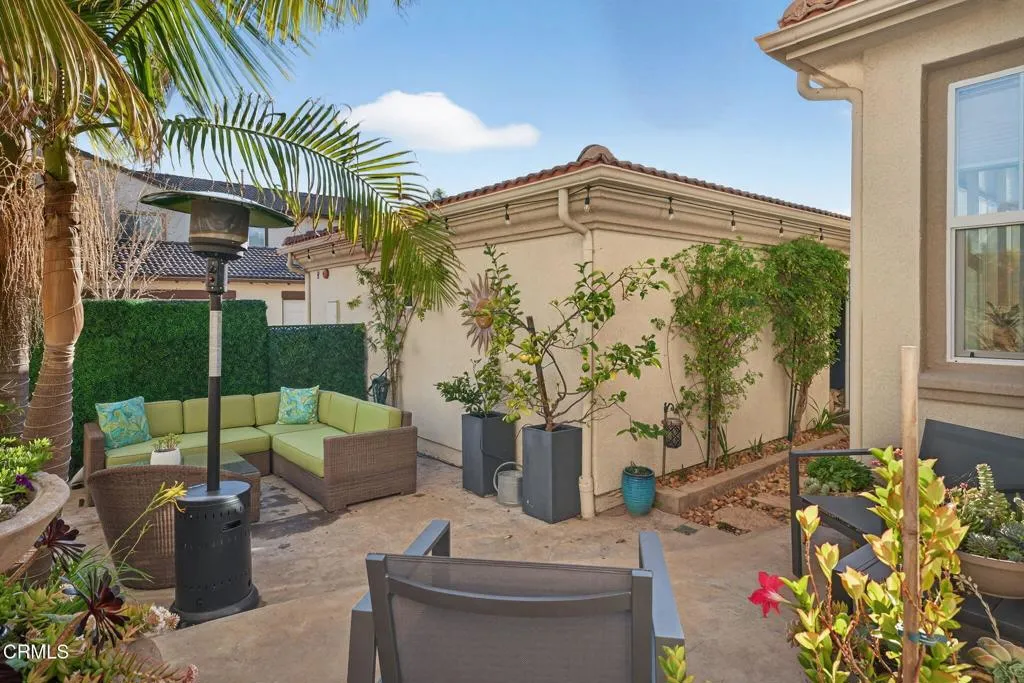 4320 Waterside Lane, Oxnard, California 93035 home-pic-45