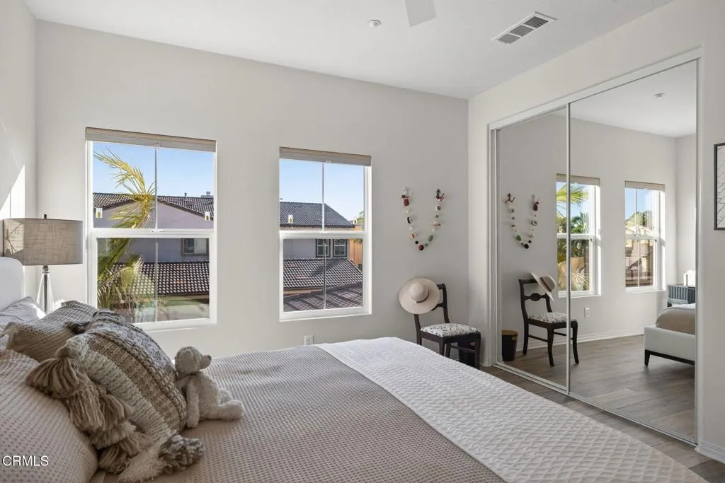 4320 Waterside Lane, Oxnard, California 93035 home-pic-36
