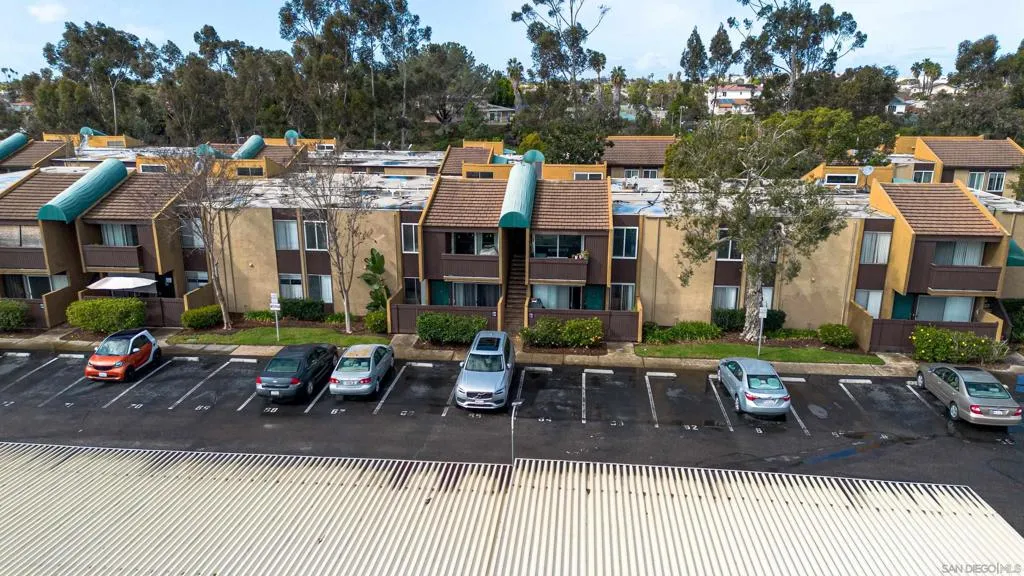 3454 Castle Glen Dr 134, San Diego, California 92123 home-pic-34