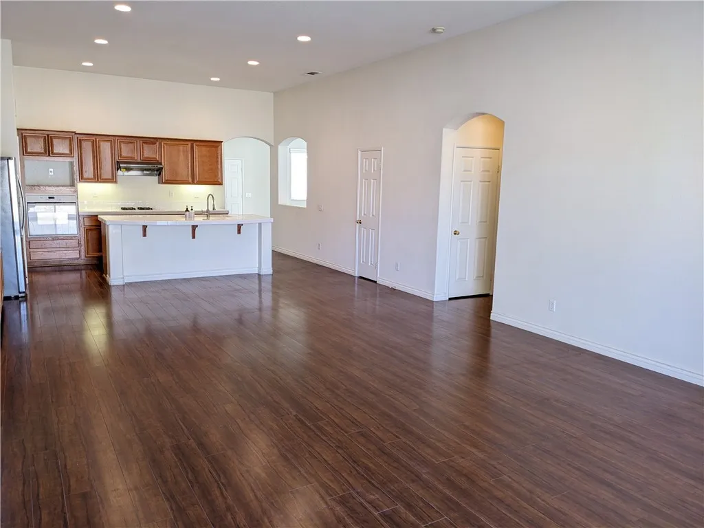 6490 Hunter Road, Eastvale, California 92880 home-pic-5
