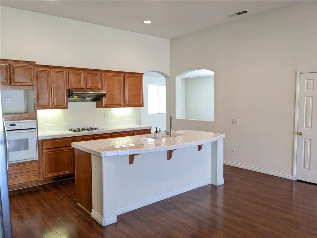 6490 Hunter Road, Eastvale, California 92880 home-pic-6