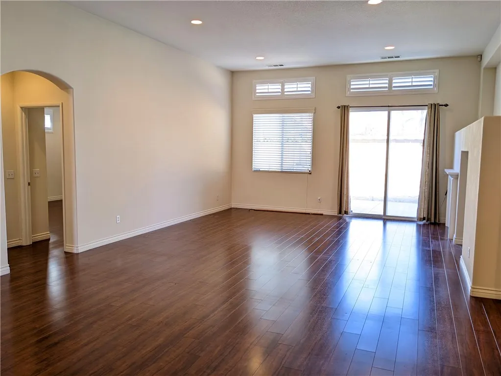 6490 Hunter Road, Eastvale, California 92880 home-pic-9
