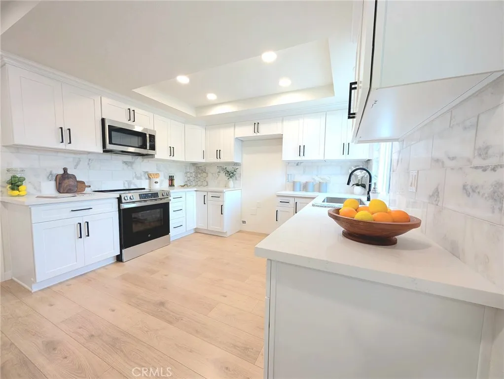 27107 Flagler Street, Menifee, California 92586 home-pic-12