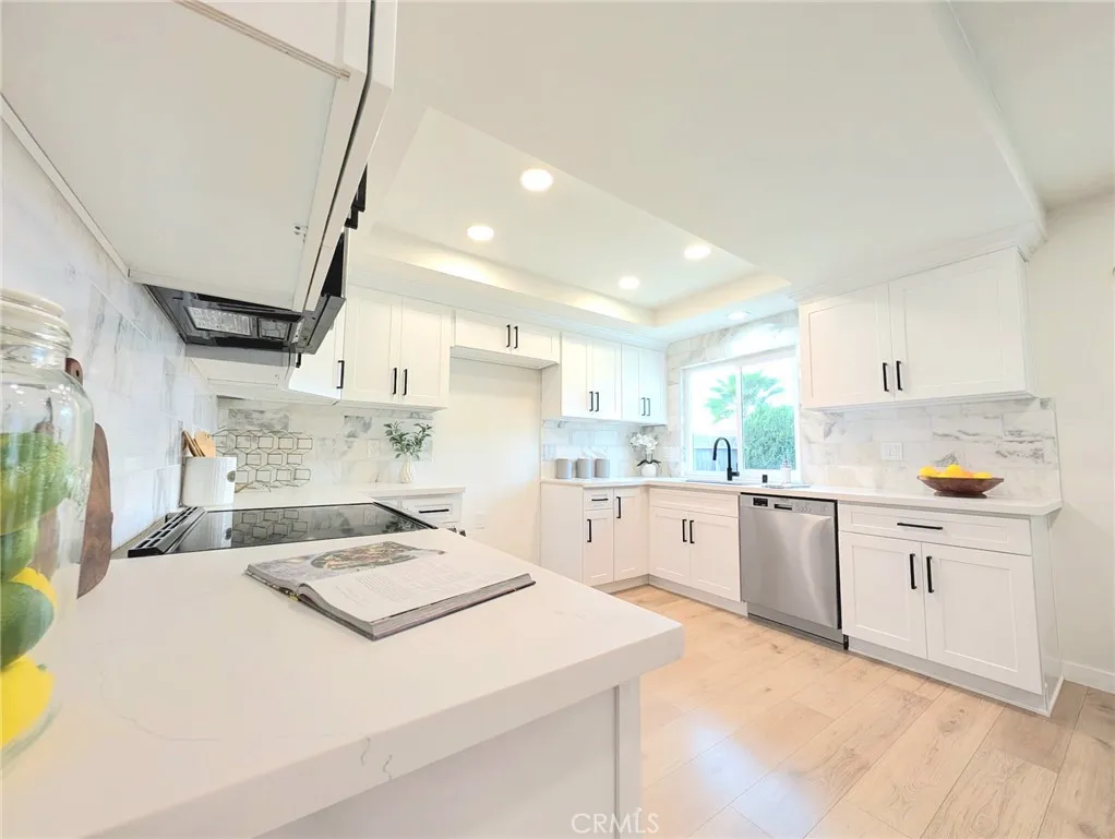 27107 Flagler Street, Menifee, California 92586 home-pic-13