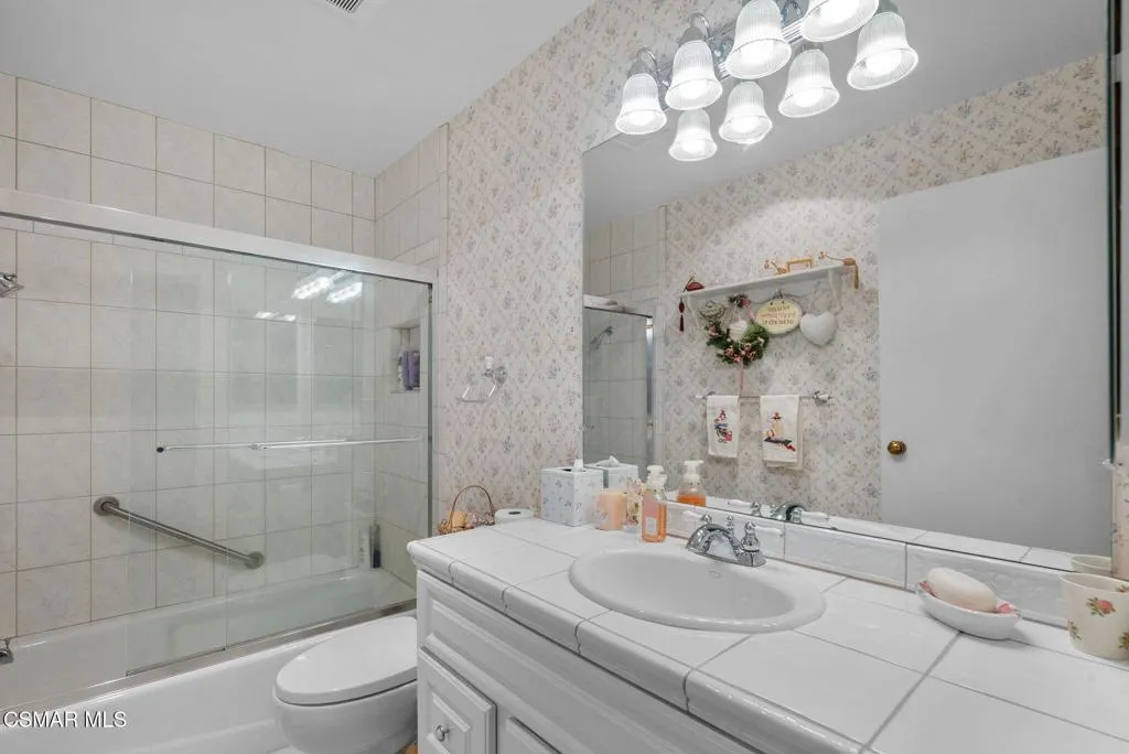28949 Valley Heights Drive, Agoura Hills, California 91301 home-pic-20