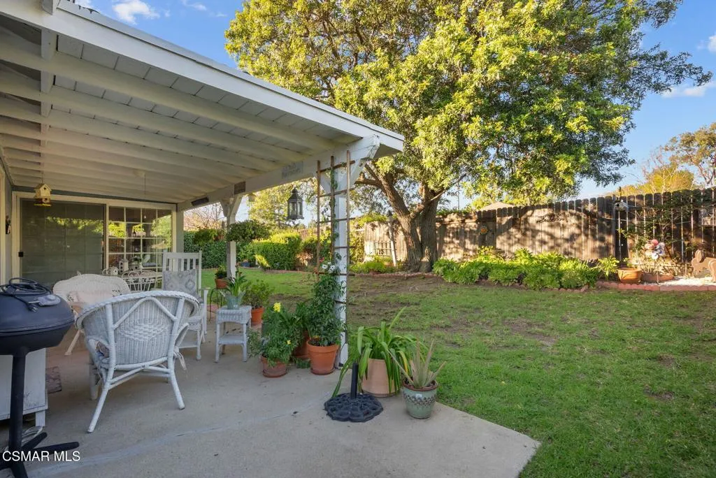 28949 Valley Heights Drive, Agoura Hills, California 91301 home-pic-24
