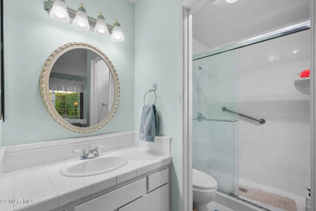 28949 Valley Heights Drive, Agoura Hills, California 91301 home-pic-17