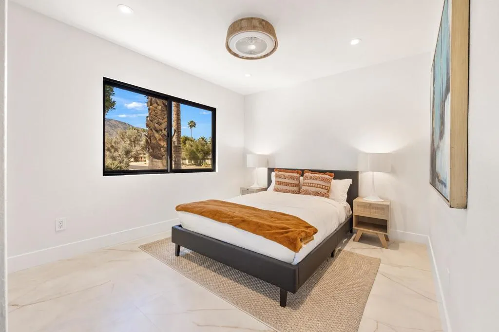 1560 S Beverly Drive, Palm Springs, California 92264 home-pic-7
