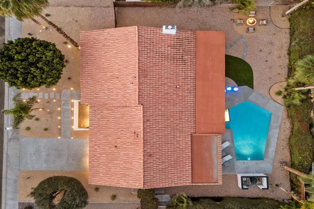 1560 S Beverly Drive, Palm Springs, California 92264 home-pic-21