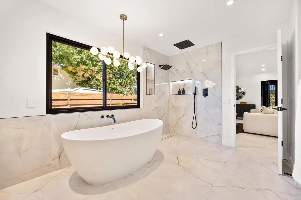 1560 S Beverly Drive, Palm Springs, California 92264 home-pic-4
