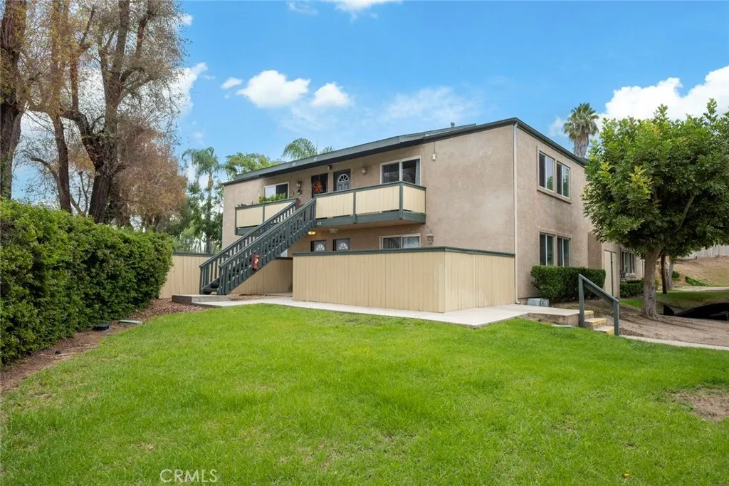 868 Alavardo Street 47, Fallbrook, California 92028 home-pic-1