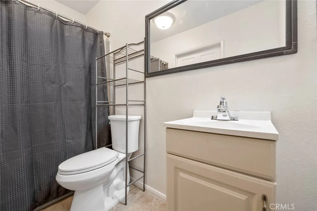 868 Alavardo Street 47, Fallbrook, California 92028 home-pic-19