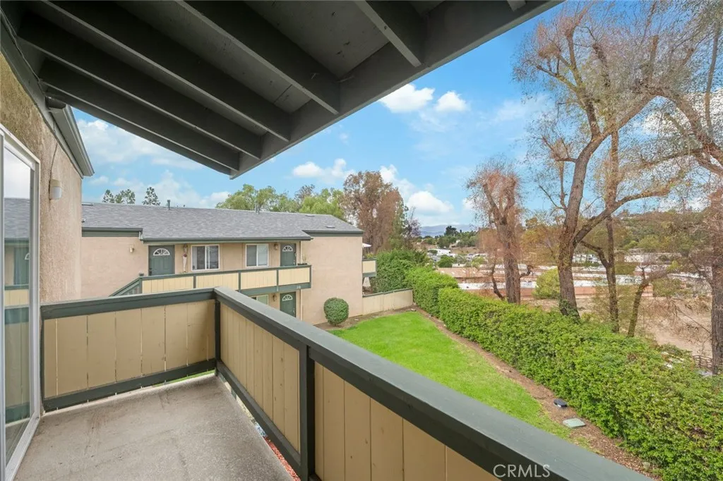 868 Alavardo Street 47, Fallbrook, California 92028 home-pic-6