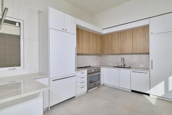 2/2 Primary upper level
