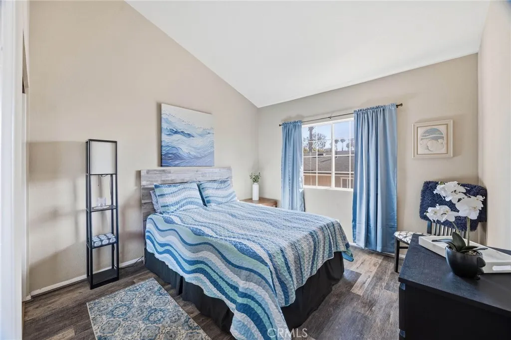 17601 Newland H, Huntington Beach, California 92647 home-pic-21