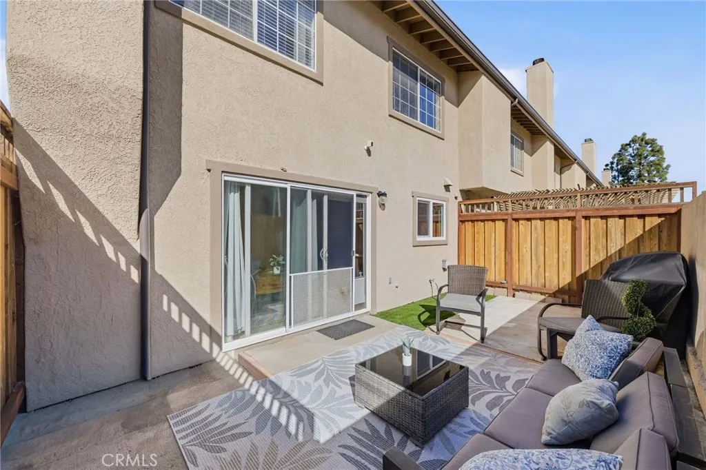 17601 Newland H, Huntington Beach, California 92647 home-pic-16