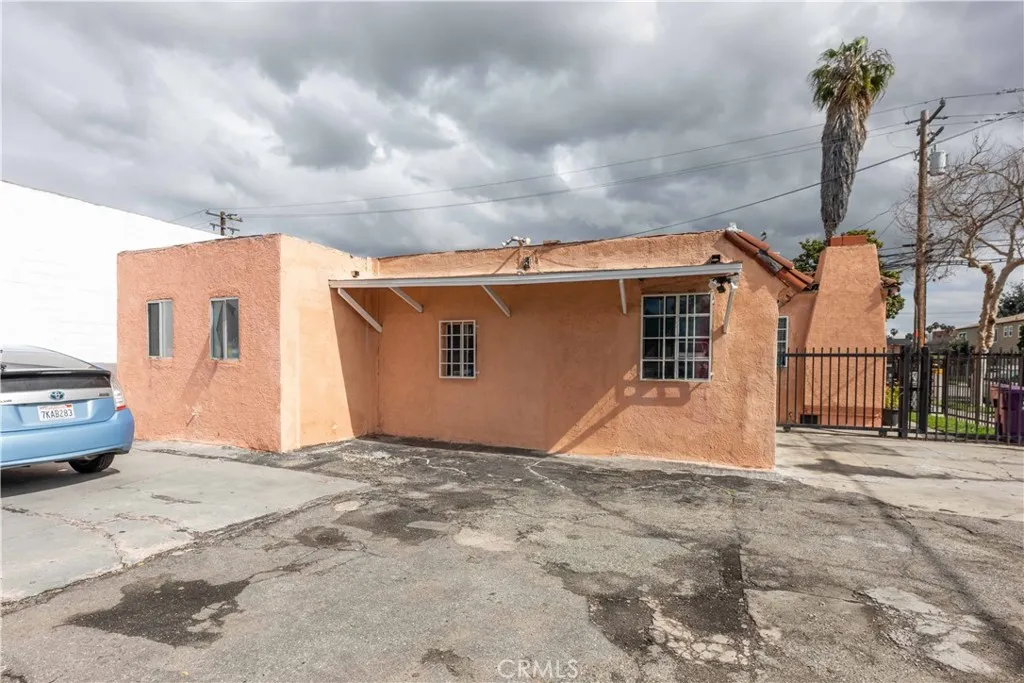 2000 Pacific, Long Beach, California 90806 home-pic-39
