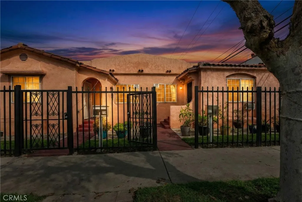 2000 Pacific, Long Beach, California 90806 home-pic-14