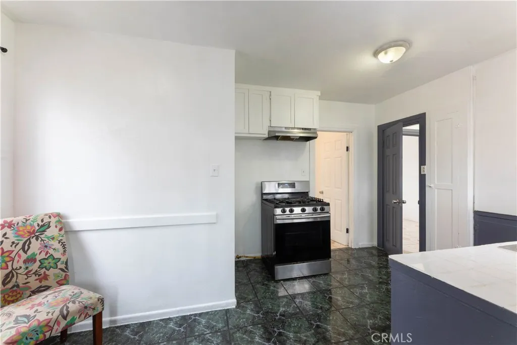 2000 Pacific, Long Beach, California 90806 home-pic-25