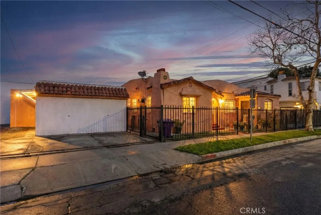 2000 Pacific, Long Beach, California 90806 home-pic-13