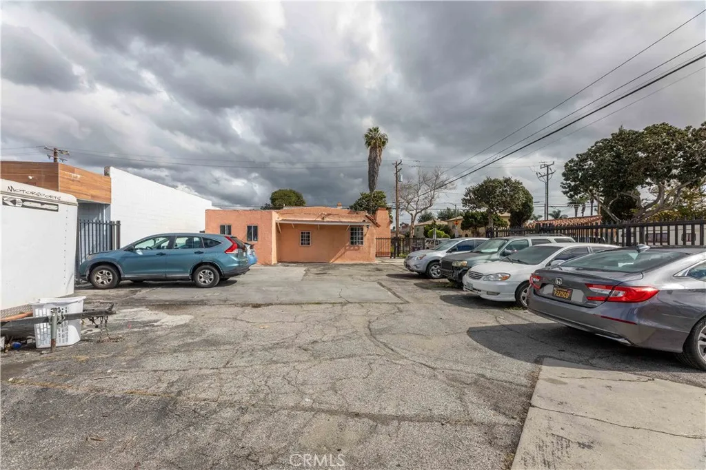 2000 Pacific, Long Beach, California 90806 home-pic-8