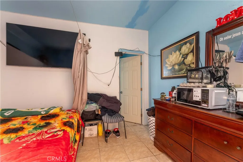 2000 Pacific, Long Beach, California 90806 home-pic-41
