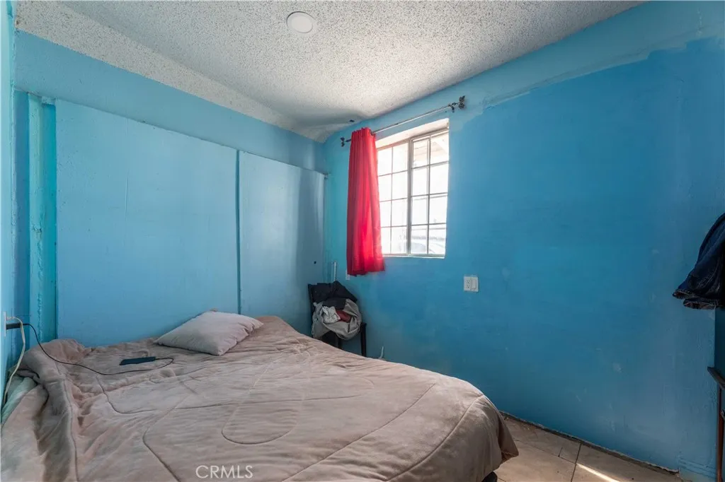 2000 Pacific, Long Beach, California 90806 home-pic-42