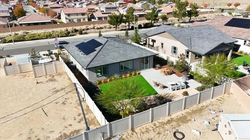 3265 E Avenue J-3 Drive, Lancaster, California 93535 home-pic-31