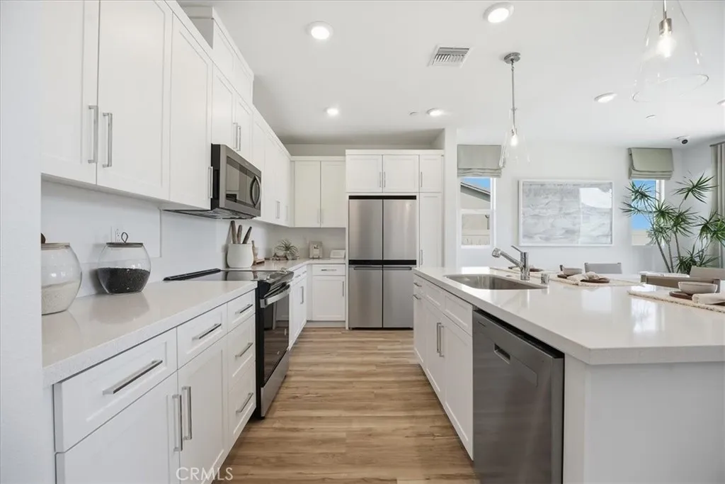 3265 E Avenue J-3 Drive, Lancaster, California 93535 home-pic-12