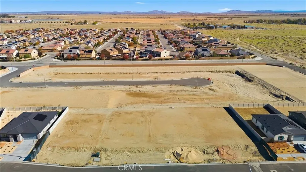 3264 E Avenue J-3, Lancaster, California 93535 home-pic-40