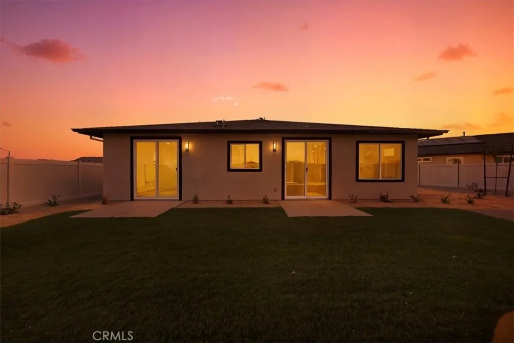 3264 E Avenue J-3, Lancaster, California 93535 home-pic-32
