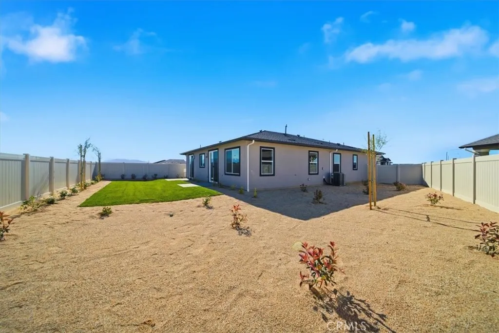 3264 E Avenue J-3, Lancaster, California 93535 home-pic-33