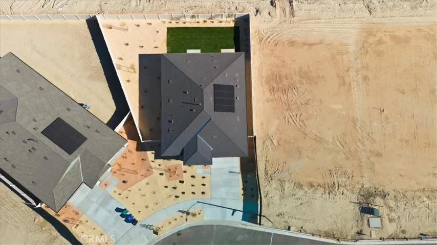 PHOTOS ARE OF MODEL MATCH