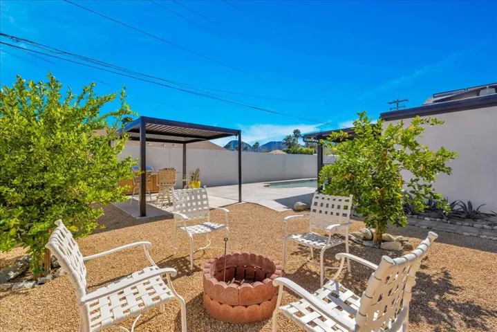 Sideyard Firepit Seating View