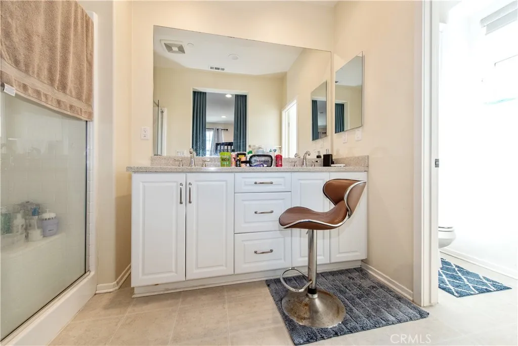 3245 E Midsummer Privado, Ontario, California 91762 home-pic-10