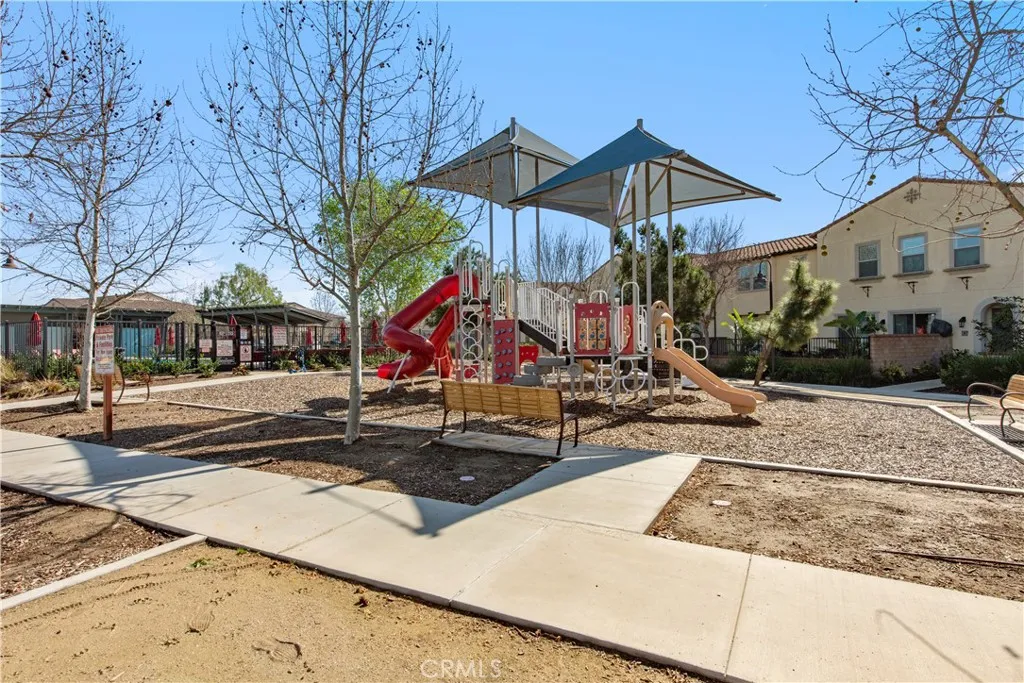 3245 E Midsummer Privado, Ontario, California 91762 home-pic-13