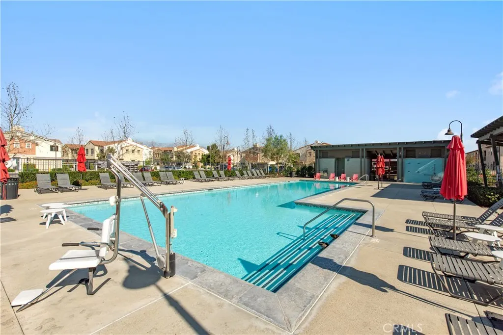 3245 E Midsummer Privado, Ontario, California 91762 home-pic-14