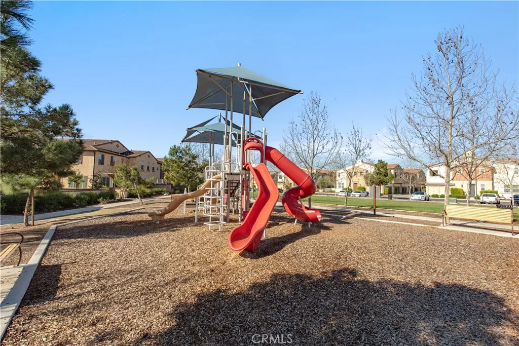 3245 E Midsummer Privado, Ontario, California 91762 home-pic-16