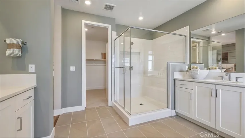 Photos shown are of model only- not actual homesite.