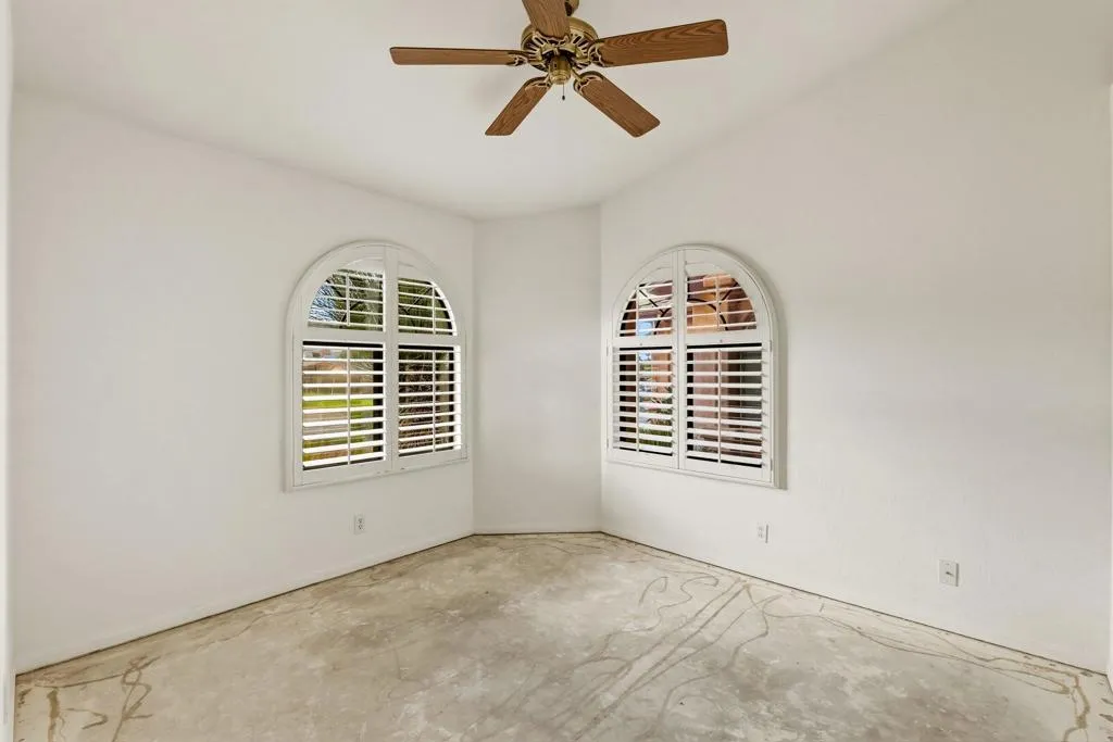 816 Birch Avenue, Escondido, California 92027 home-pic-25