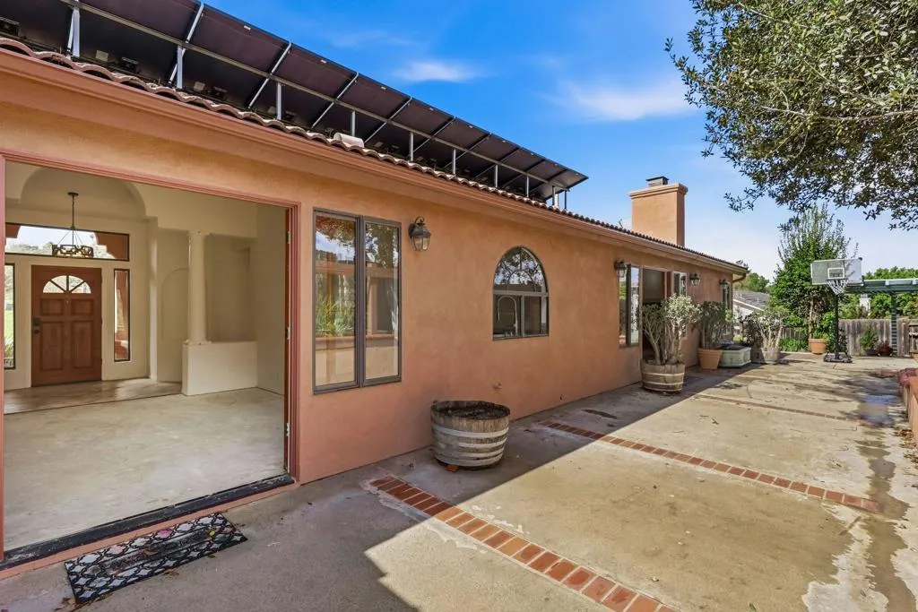 816 Birch Avenue, Escondido, California 92027 home-pic-30
